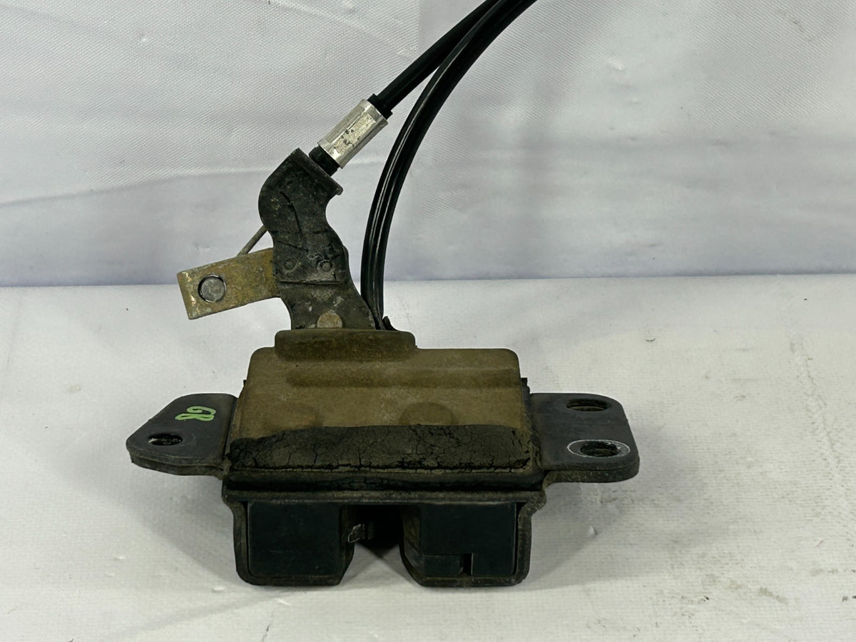 1996-2002 Toyota 4Runner Rear Liftgate Trunk Lid Power Actuator OEM 69350-35020
