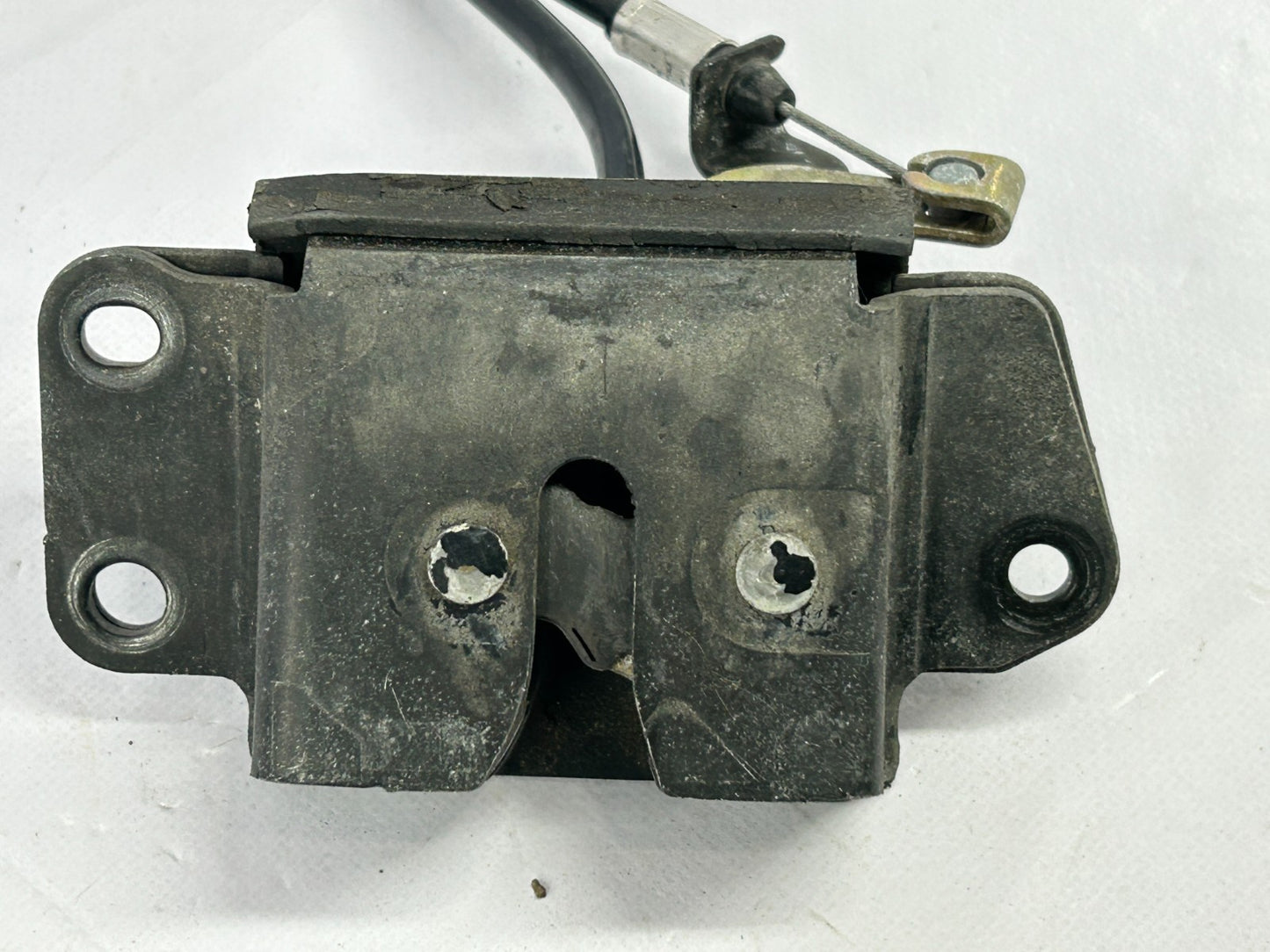 1996-2002 Toyota 4Runner Rear Liftgate Trunk Lid Power Actuator OEM 69350-35020