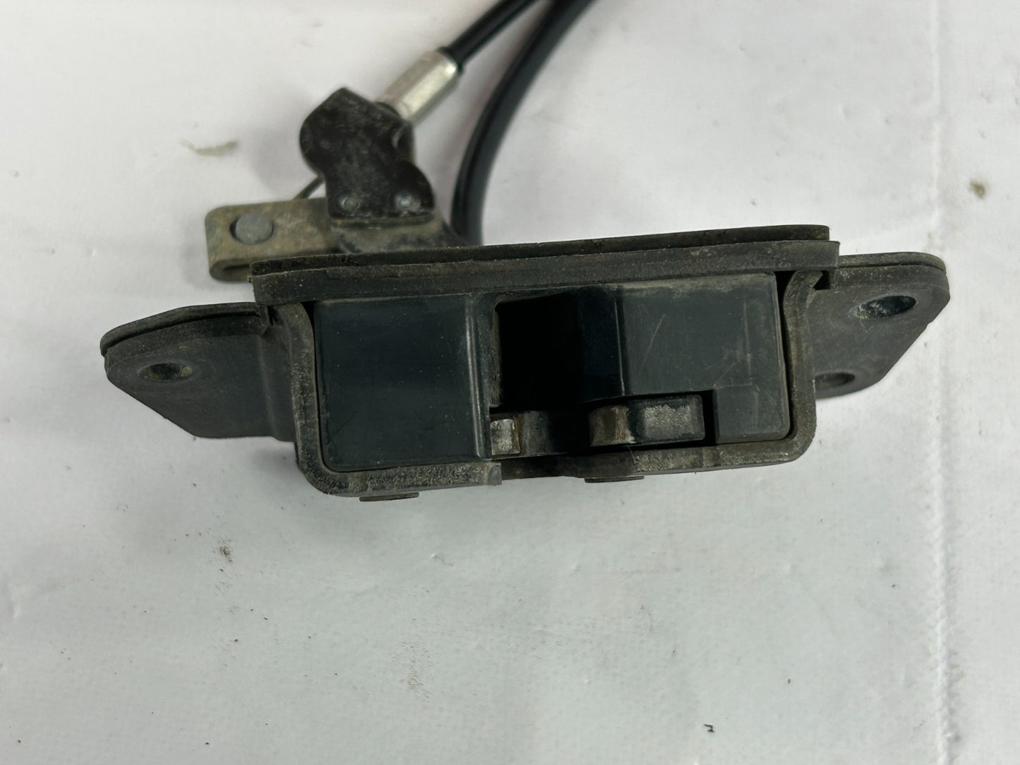 1996-1999 Toyota 4Runner Rear Hatch Liftgate Latch Lock Actuator OEM 69350-35010