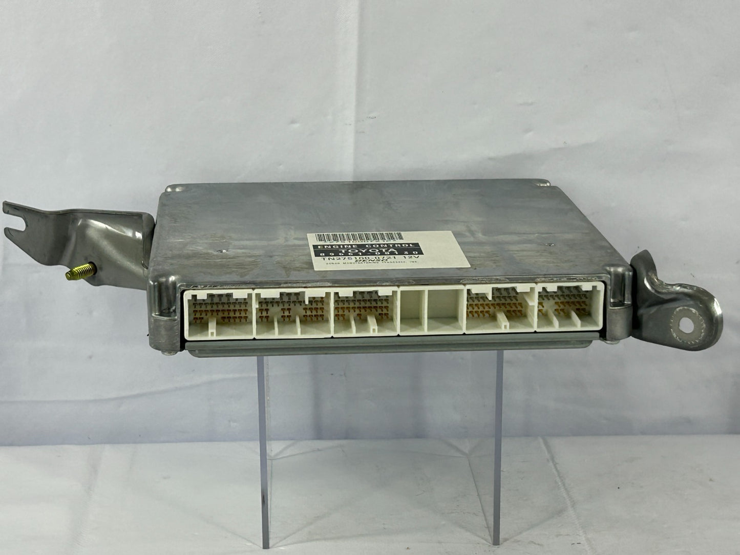 2004-2006 Toyota Sienna ECU ECM Engine Computer Control Module OEM 89661-08130
