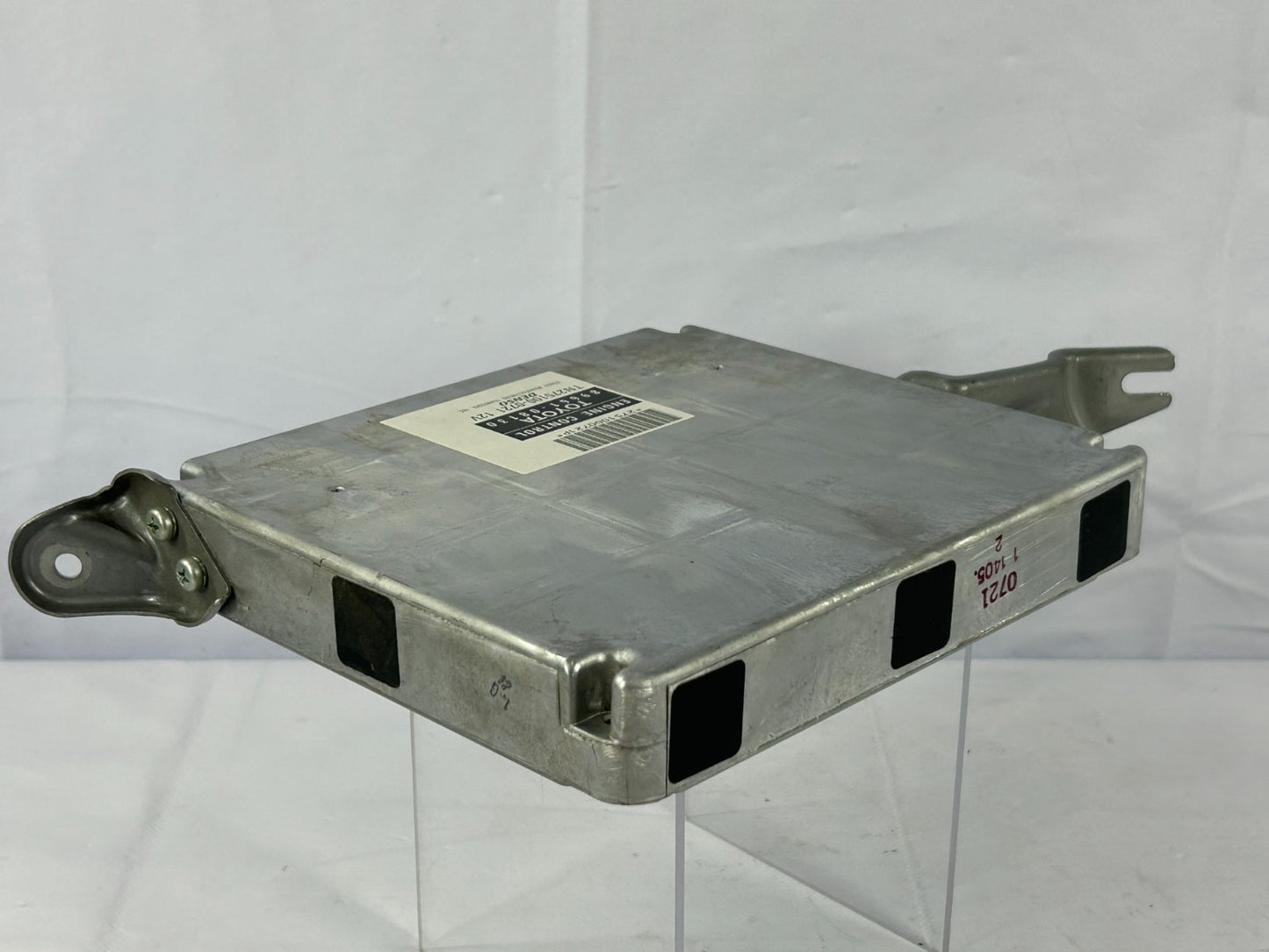 2004-2006 Toyota Sienna ECU ECM Engine Computer Control Module OEM 89661-08130