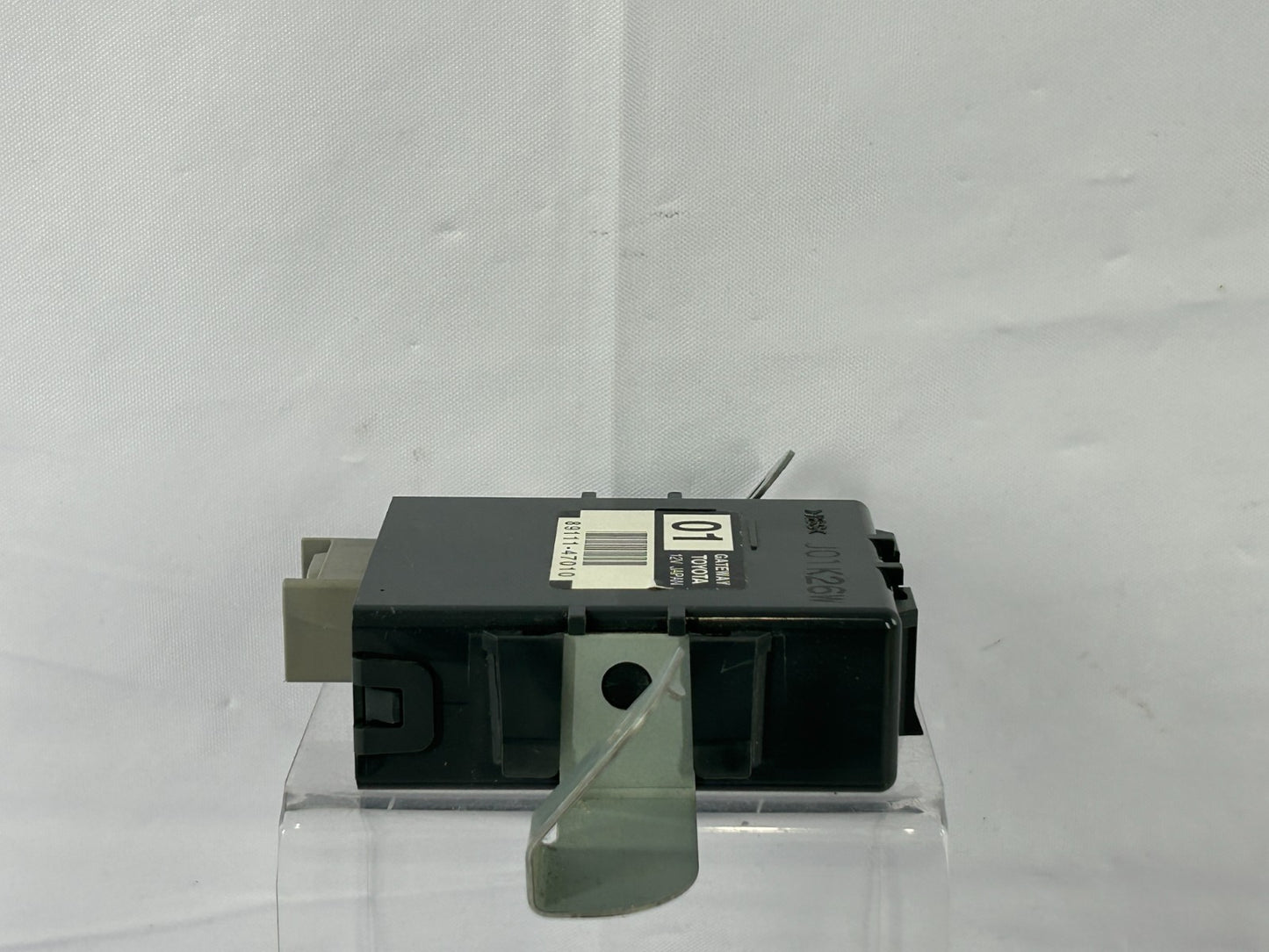 2001-2003 Toyota Prius Multiplex Network Gateway Computer Module OEM 89111-47010