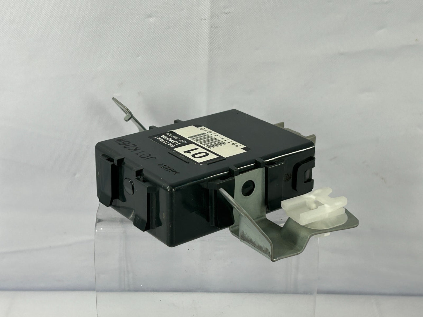 2001-2003 Toyota Prius Multiplex Network Gateway Computer Module OEM 89111-47010