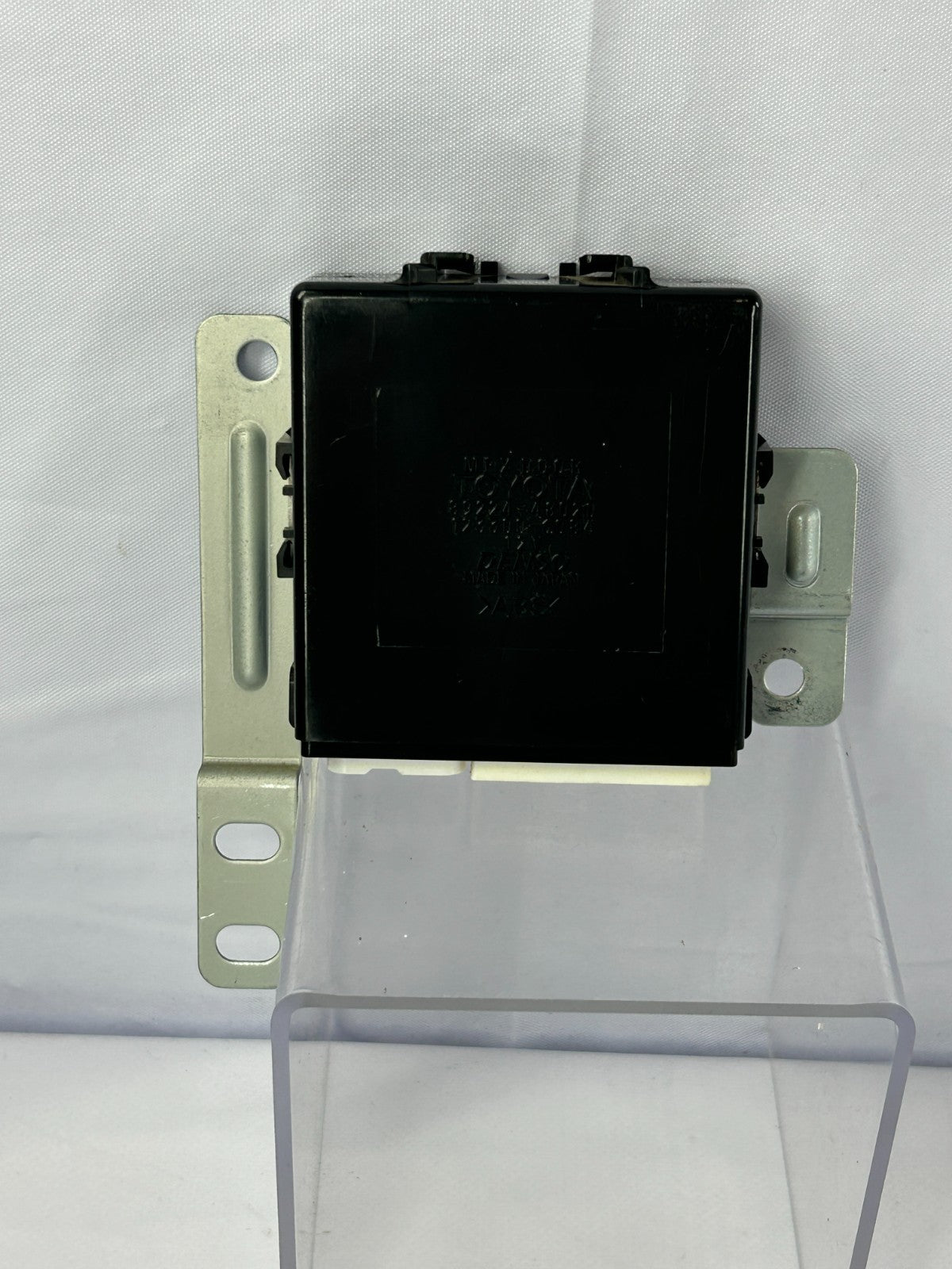1999-2003 Lexus RX300 Rear Left Multiplex Network Control Module OEM 89224-48020