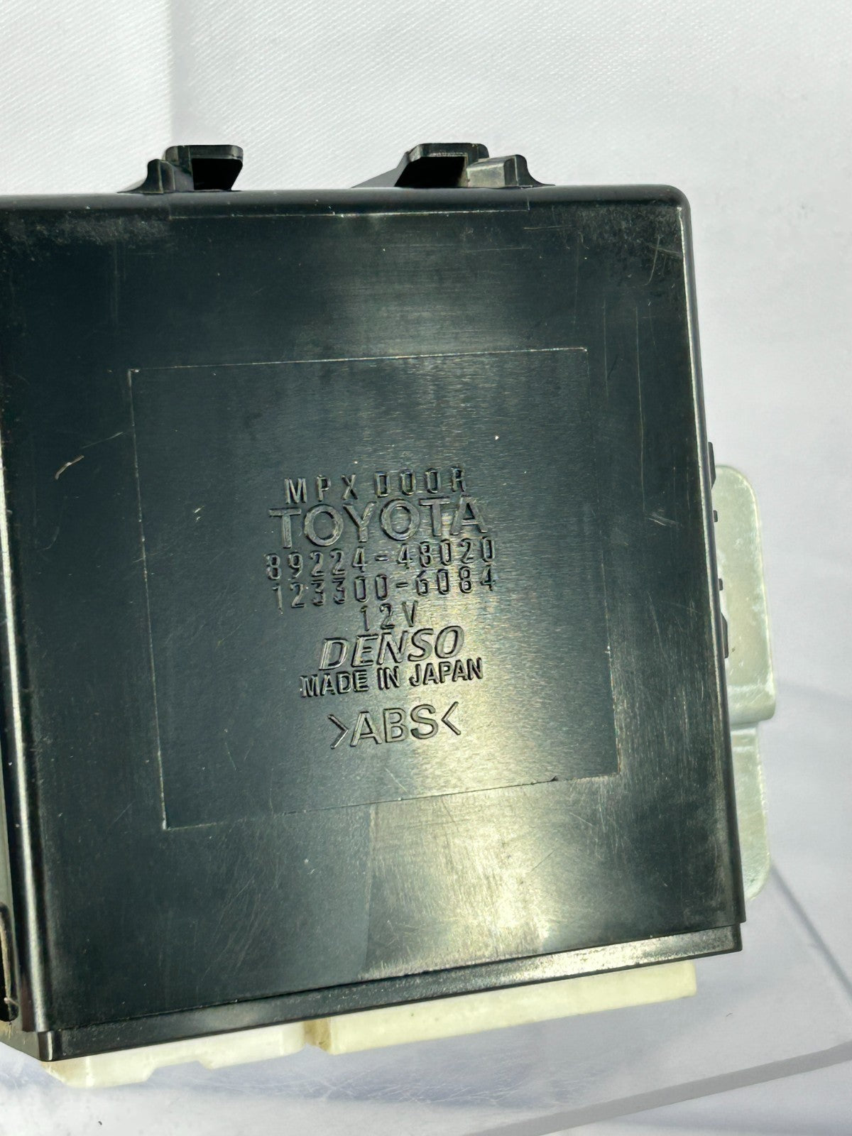 1999-2003 Lexus RX300 Rear Left Multiplex Network Control Module OEM 89224-48020