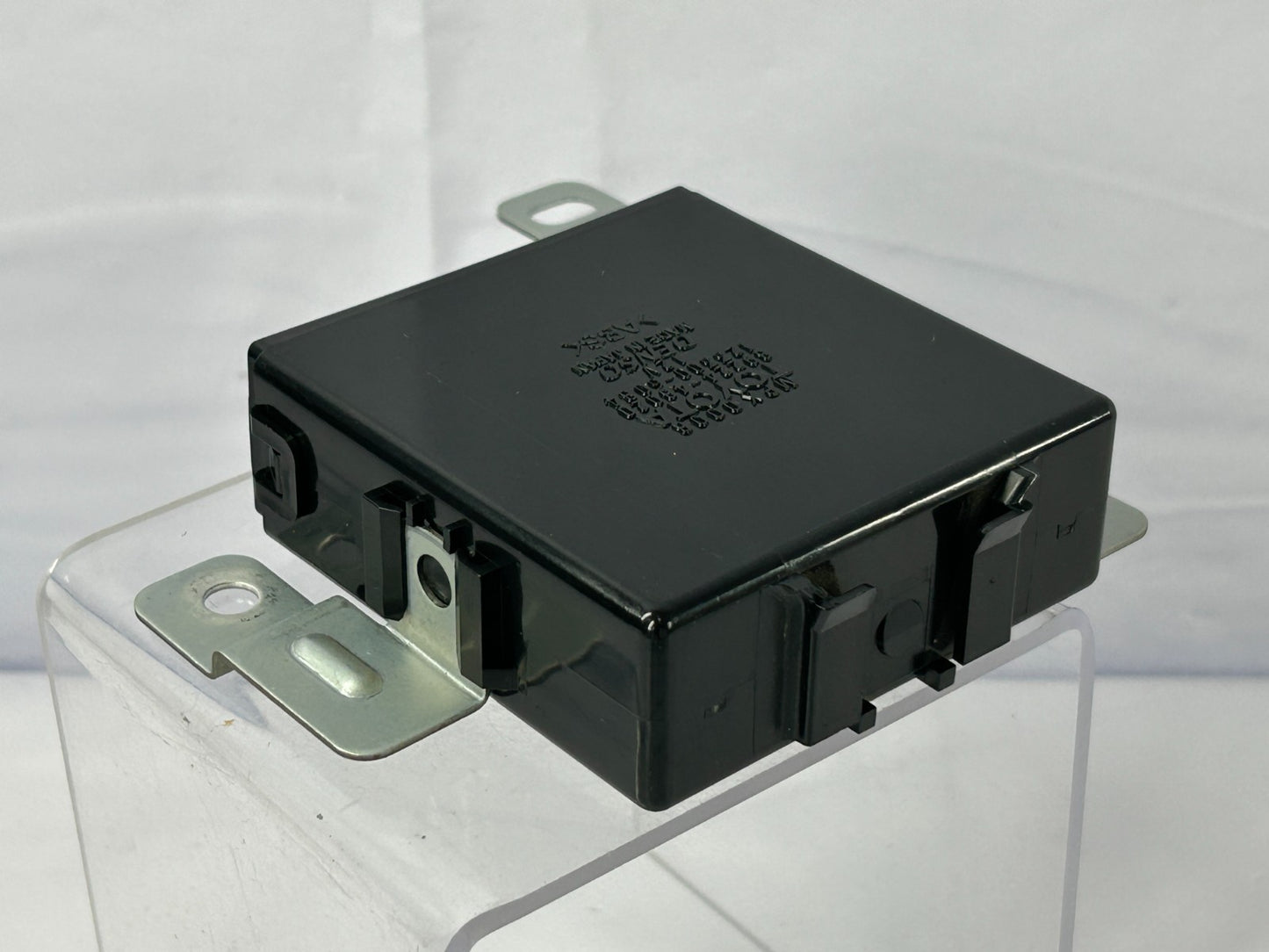1999-2003 Lexus RX300 Rear Left Multiplex Network Control Module OEM 89224-48020