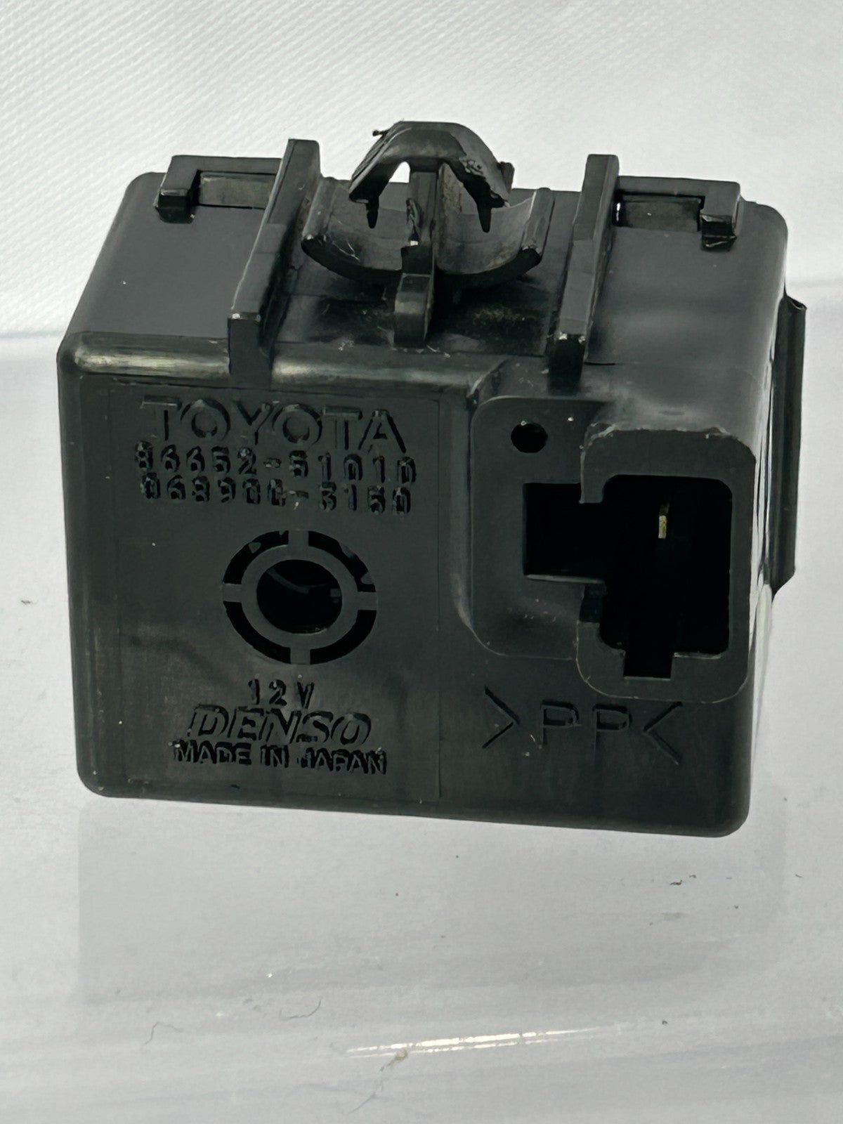 2000-2003 Lexus RX300 SKID Control Warning Buzzer Module Unit OEM 86652-51010