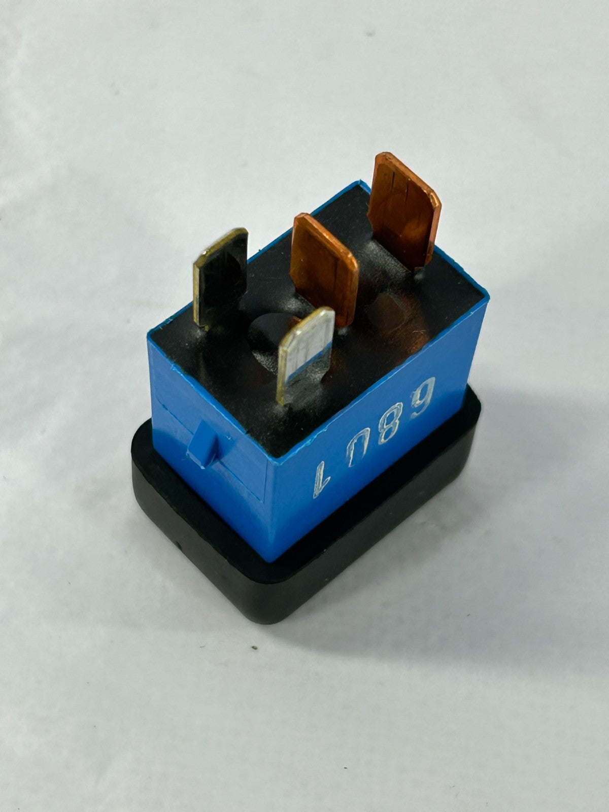 2005-2009 Subaru Legacy Heated Mirror Relay Mitsuba 07003A 16 OEM 82501AG11B