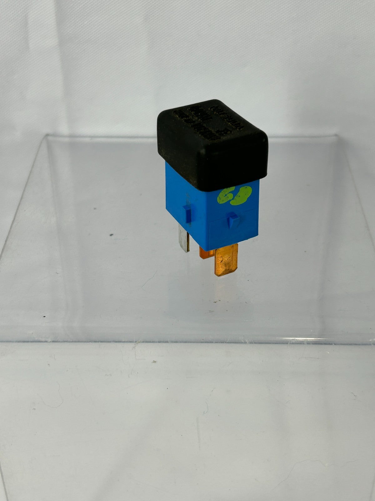 05-09 Subaru Legacy Outback Heated Mirror Relay Mitsuba 07003A 35 OEM 82501AG11B
