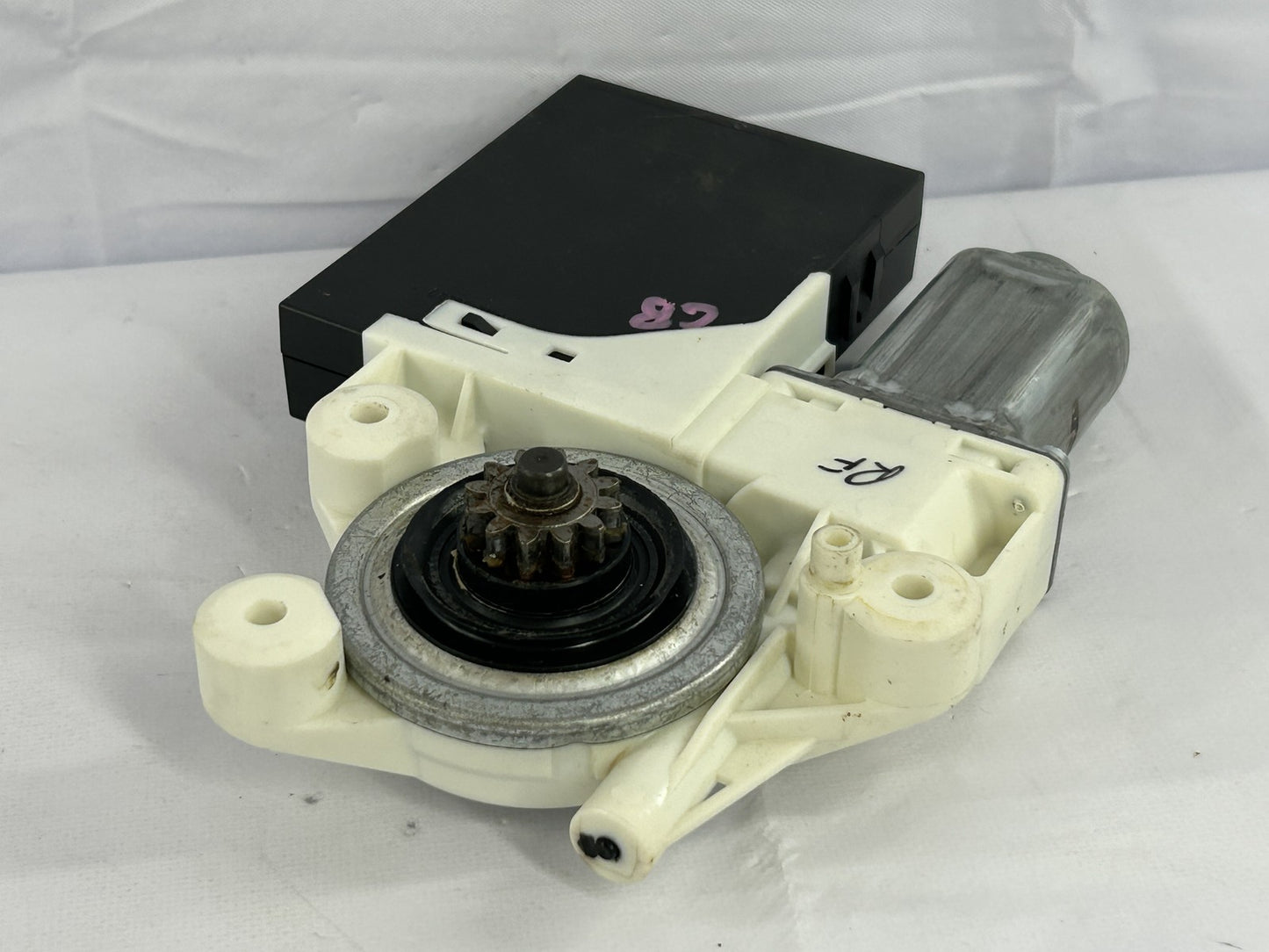 Volvo S40 V50 OEM Window Motor & Control Module Front Right 30739067AD