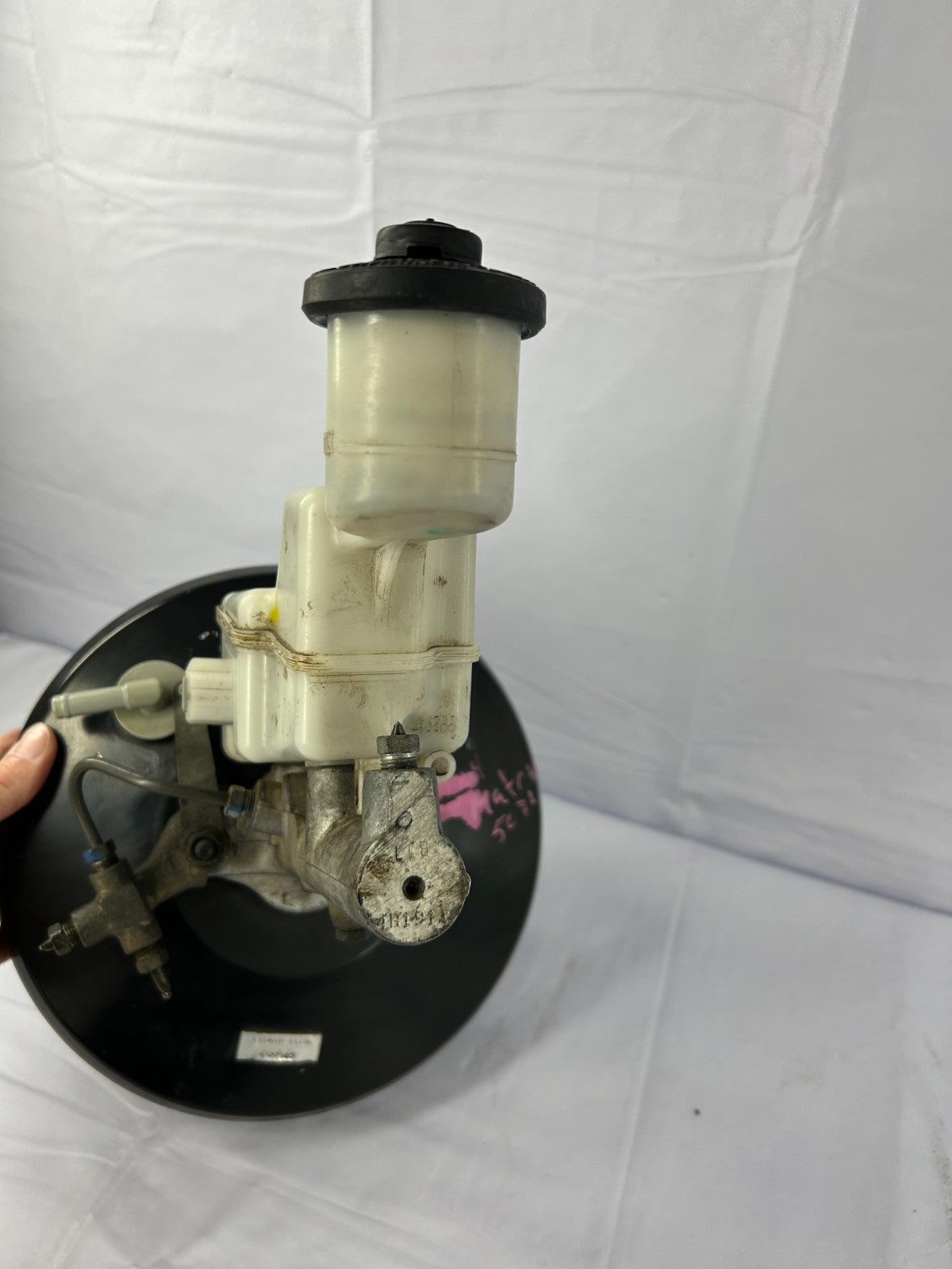 2003-2008 Toyota Matrix Power Brake Booster & Master Cylinder OEM 44610-02210