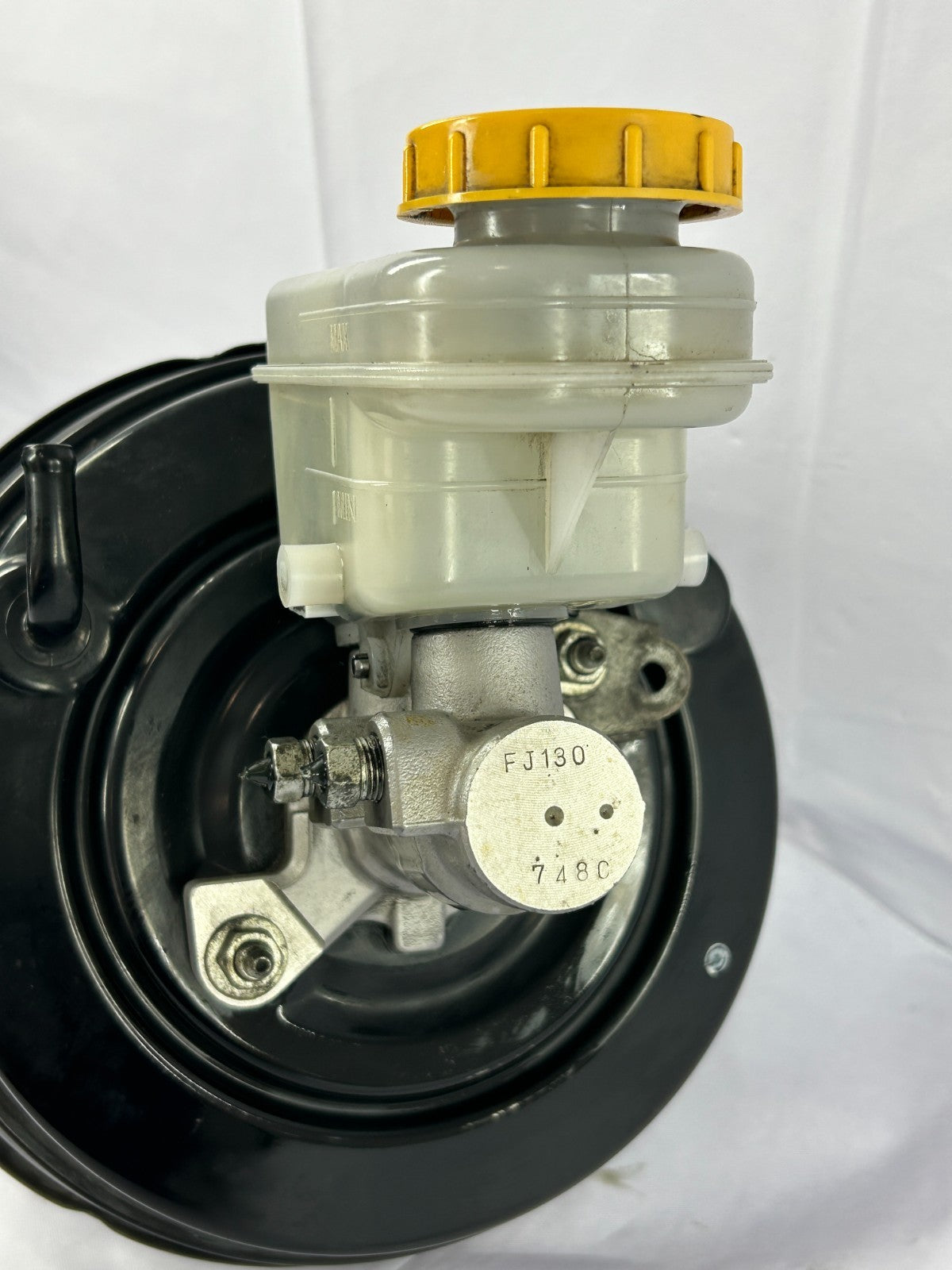 2015-2018 Subaru Forester Power Brake Booster with Master Cylinder OE 26402FJ111