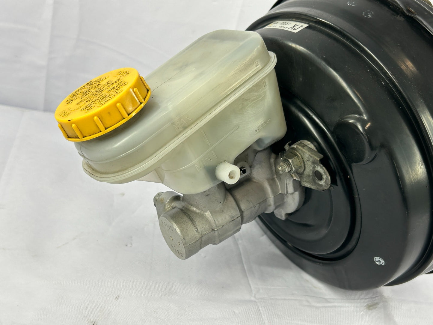 2015-2018 Subaru Forester Power Brake Booster with Master Cylinder OE 26402FJ111