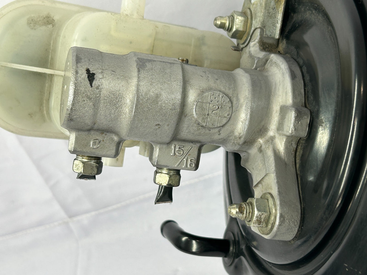 2015-2018 Subaru Forester Power Brake Booster Master Cylinder OEM 26402FJ110