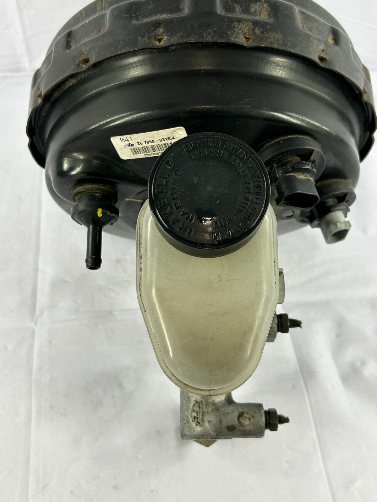 2002-2007 Toyota Sequoia Power Brake Booster Master Cylinder OEM 44610-0C041