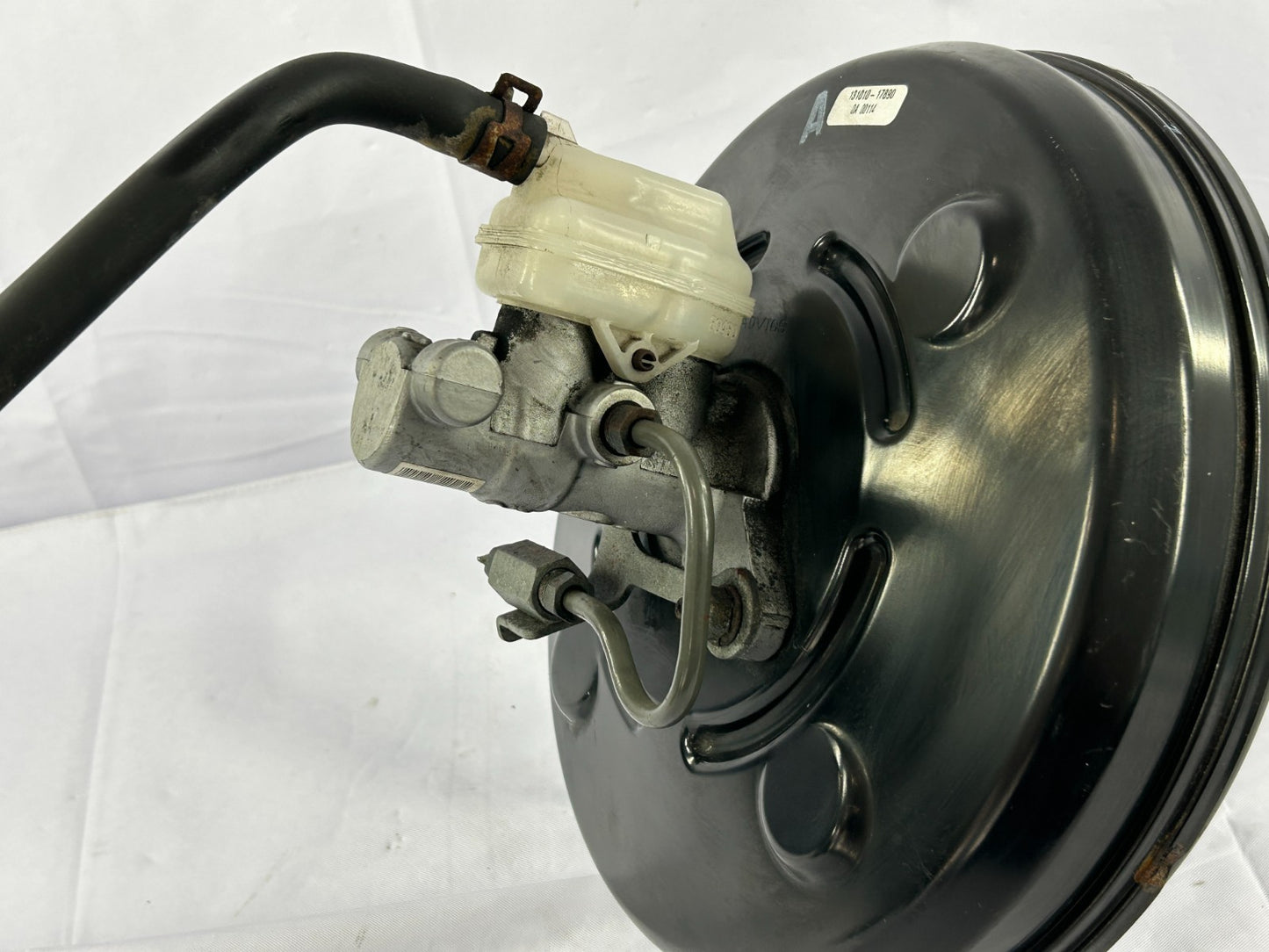 2011-2016 Toyota Sienna Power Brake Booster & Master Cylinder OEM 44610-08071