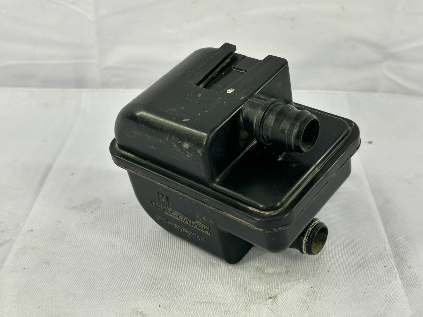 2002-2005 Toyota Tundra EVAP Charcoal Canister Filter Valve OEM 77730-0C010
