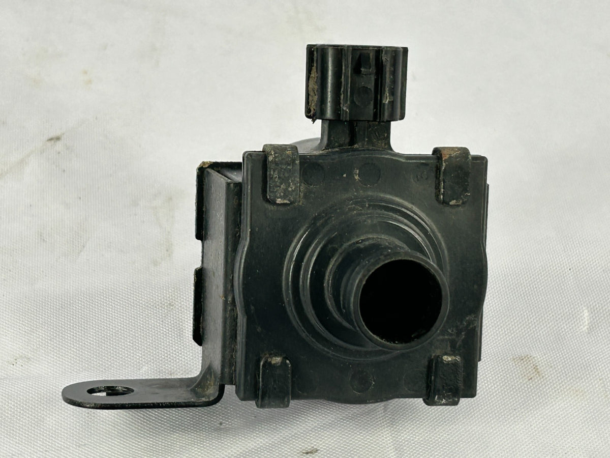 2003-2005 Subaru Baja Vapor Canister Purge Solenoid Valve OEM 42084FA120