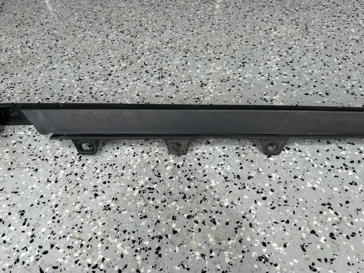 2003 - 2006 Subaru Baja Right Passenger Side Lower Molding Trim OEM 91046AE03A