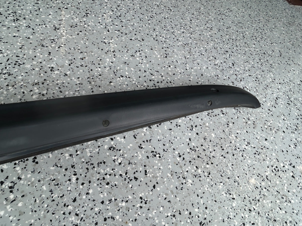 2003 - 2006 Subaru Baja Right Passenger Side Lower Molding Trim OEM 91046AE03A