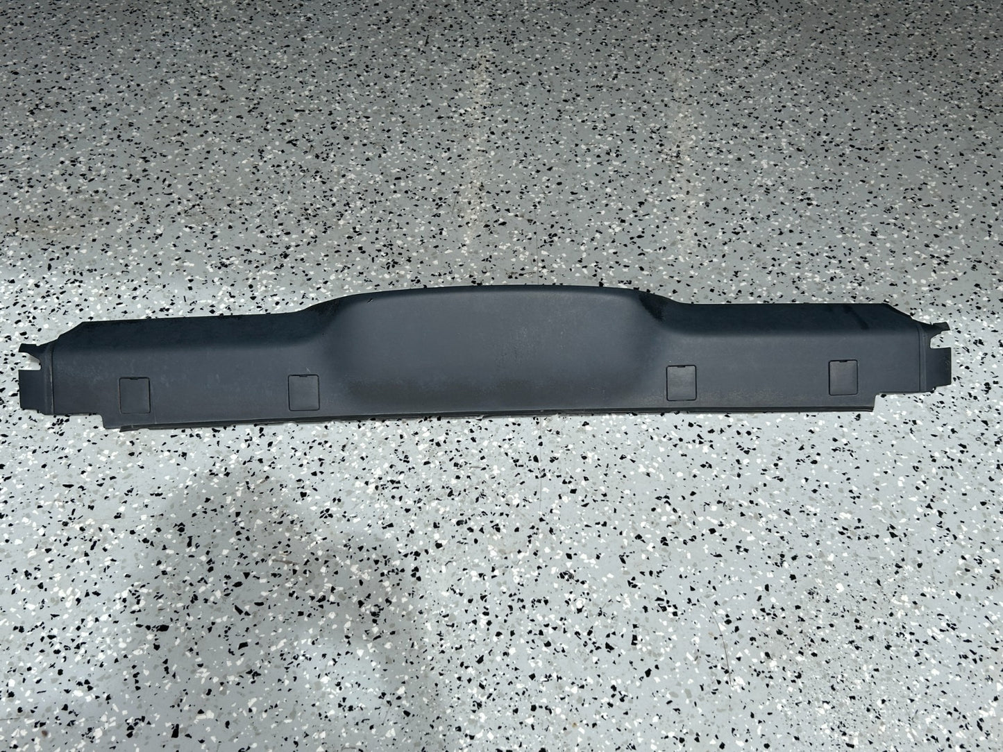 2003-2006 Subaru Baja Third Brake Stop Light Lamp Upper Trim Molding 91046AE10A