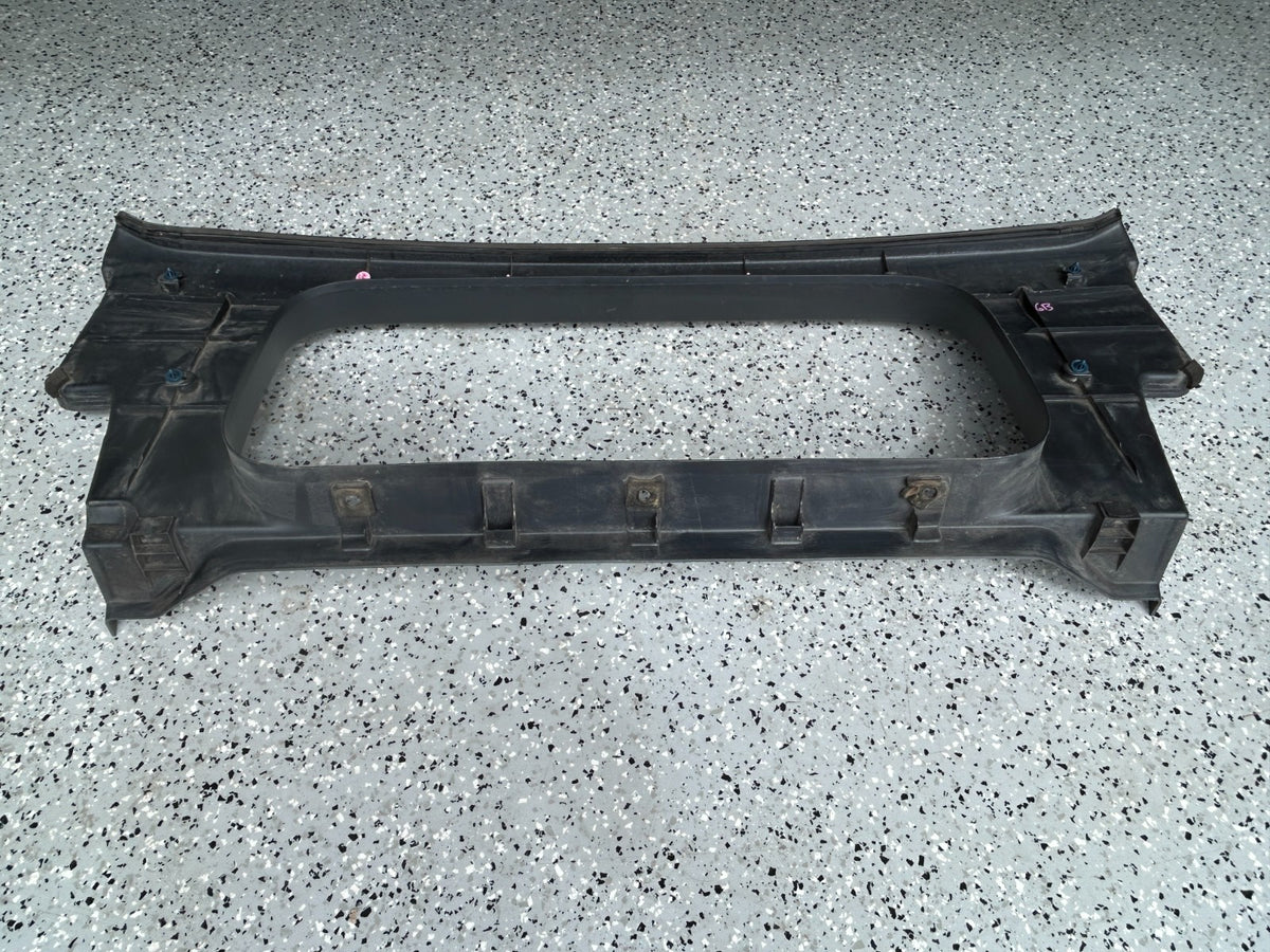 03-06 Subaru Baja Rear Luggage Trim Tray Bed Floor Panel Black OEM 91101AE00A