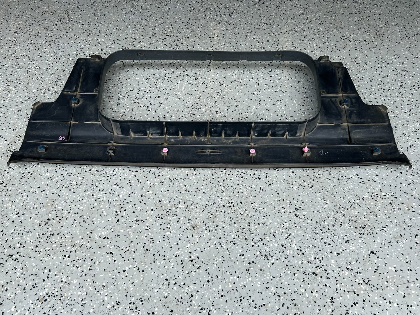 03-06 Subaru Baja Rear Luggage Trim Tray Bed Floor Panel Black OEM 91101AE00A