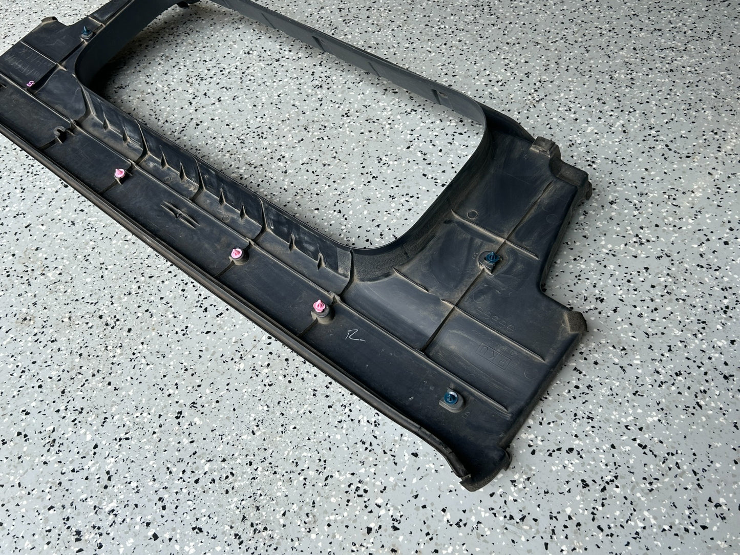 03-06 Subaru Baja Rear Luggage Trim Tray Bed Floor Panel Black OEM 91101AE00A