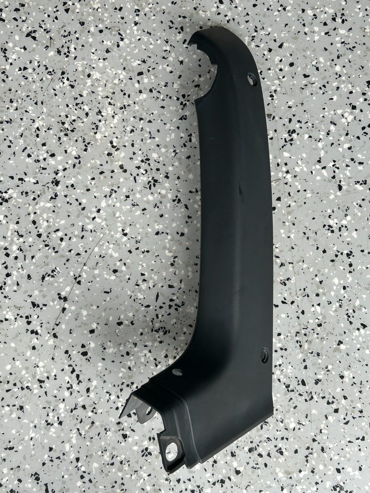2003-2006 Subaru Baja Right Passenger Side C Pillar Trim Molding OEM 91046AE01A
