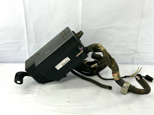 2003-2005 Subaru Baja Engine Compartment Fuse Box Relay Junction OEM 82231AE07A