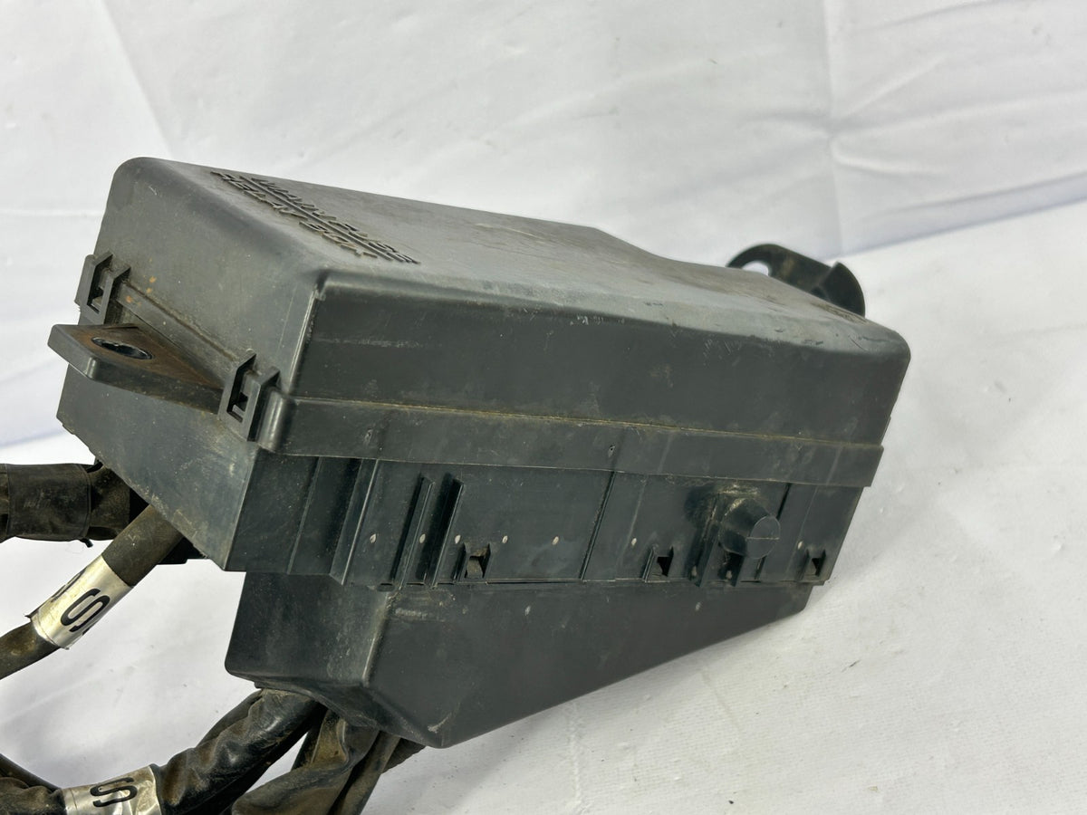 2003-2005 Subaru Baja Engine Compartment Fuse Box Relay Junction OEM 82231AE07A