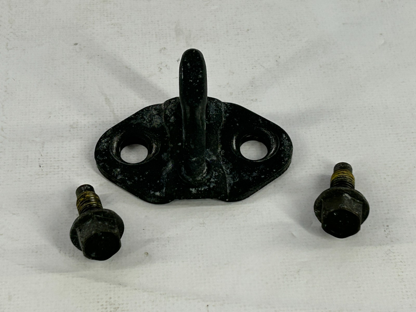 03-06 Subaru Baja Tailgate Striker Rear Gate Latch Hook & 2 Bolts OEM 62833AE00A