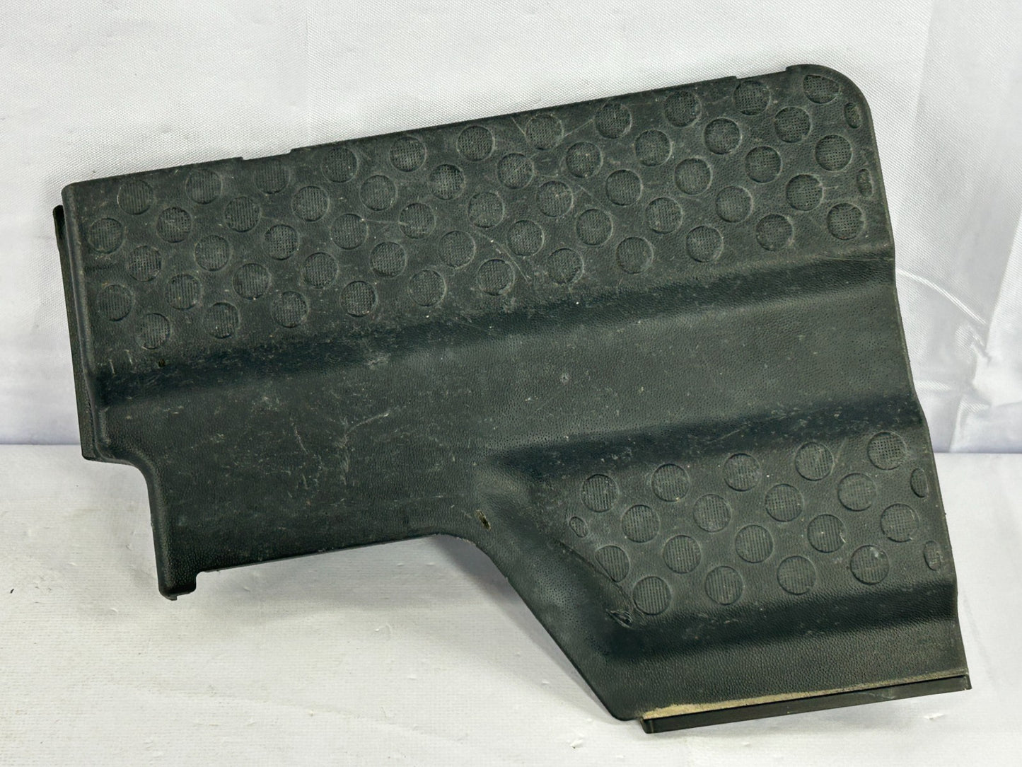 2003-2006 Subaru Baja Rear Right Passenger Side Luggage Tray Cap OEM 91101AE06A