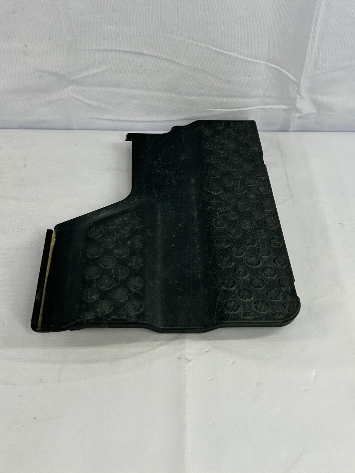 2003-2006 Subaru Baja Rear Right Passenger Side Luggage Tray Cap OEM 91101AE06A