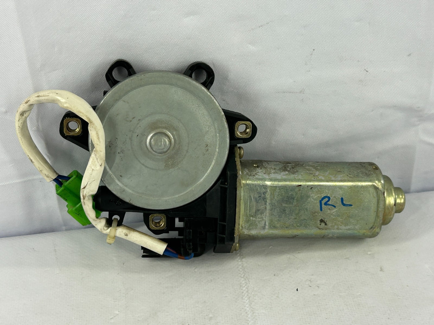 2000-2004 Subaru Outback Rear Left Side Window Regulator Motor OEM 62188AE01B
