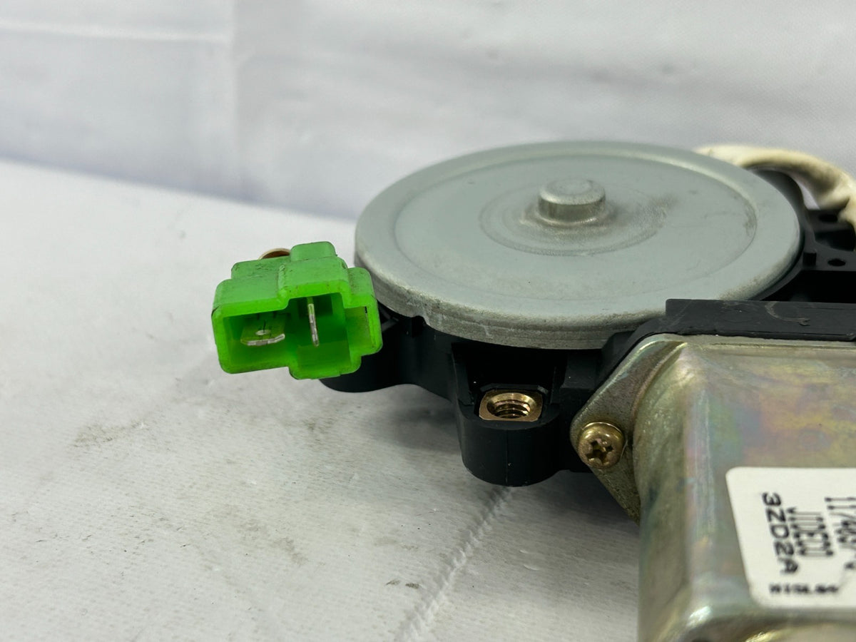 2000-2004 Subaru Outback Rear Right Side Window Regulator Motor OEM 62188AE00B