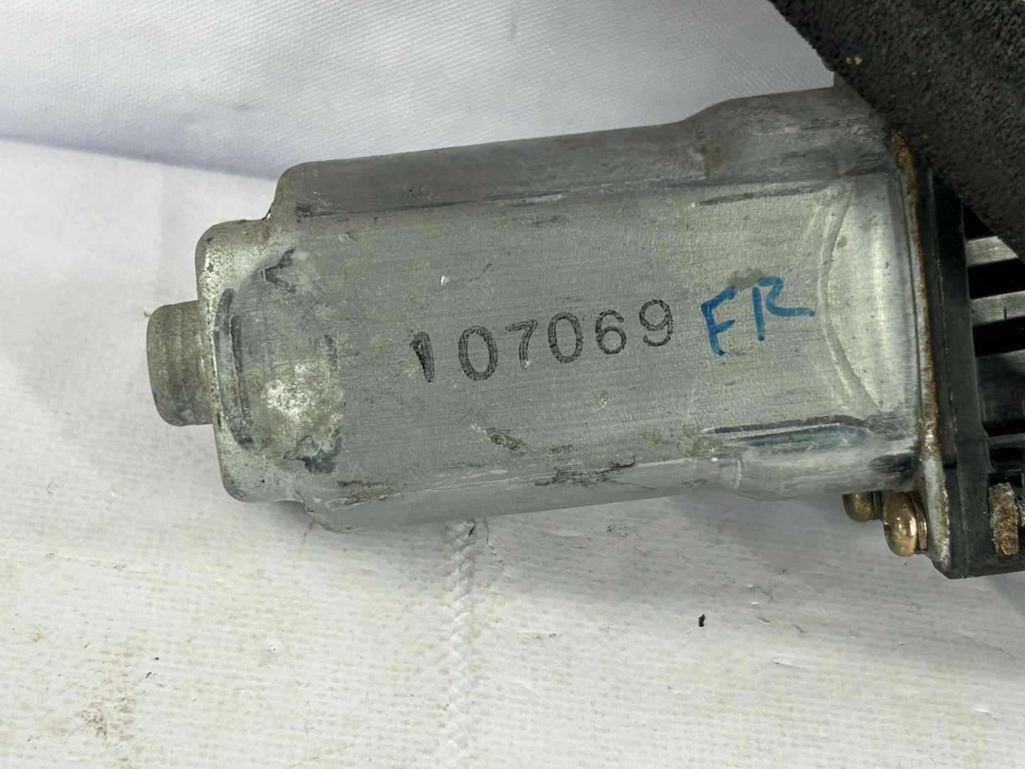 2004-2007 Subaru Impreza or WRX Front Right Window Motor OEM 61188FE002