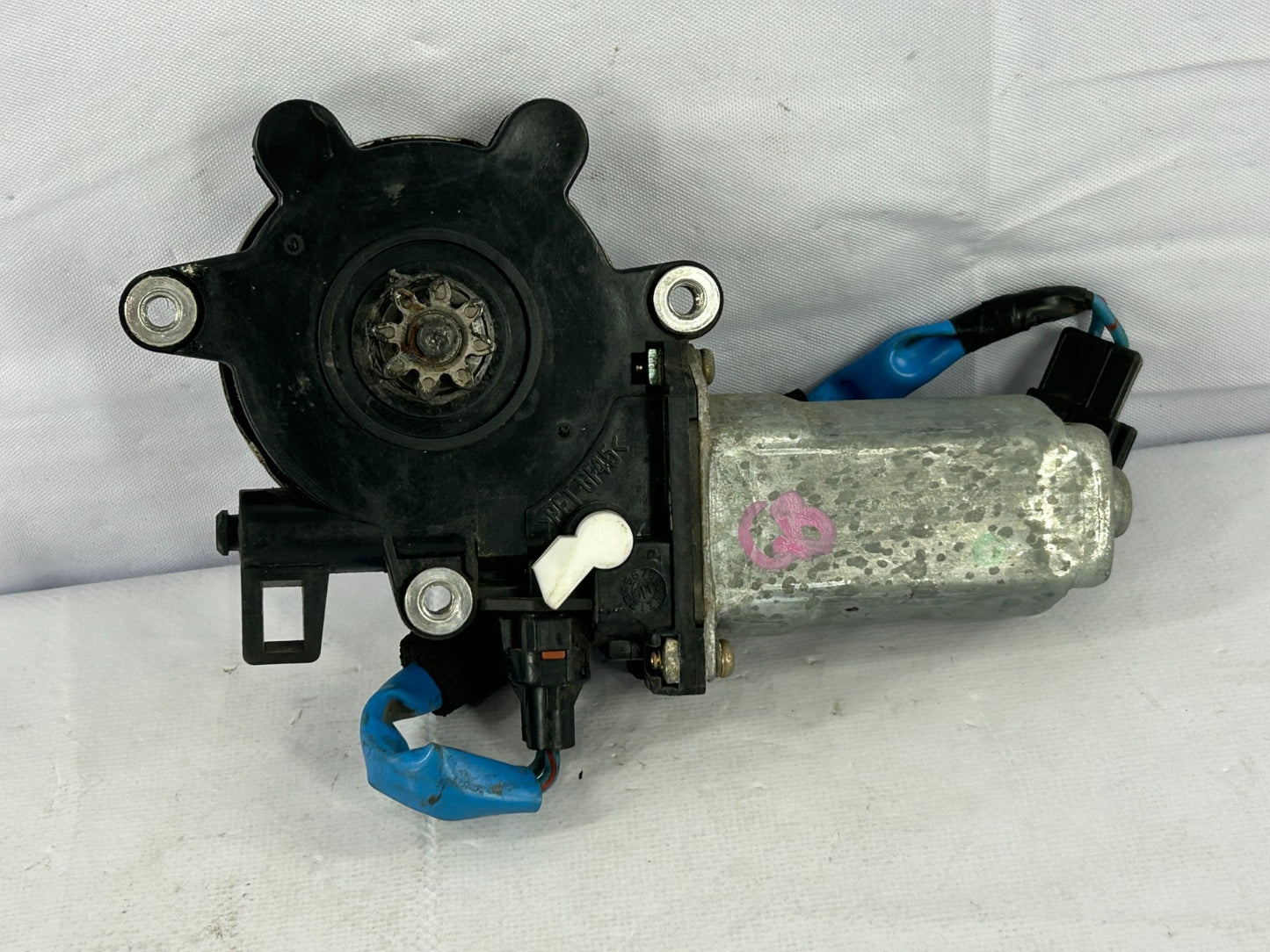 2004-2007 Subaru Impreza or WRX Front Right Window Motor OEM 61188FE002