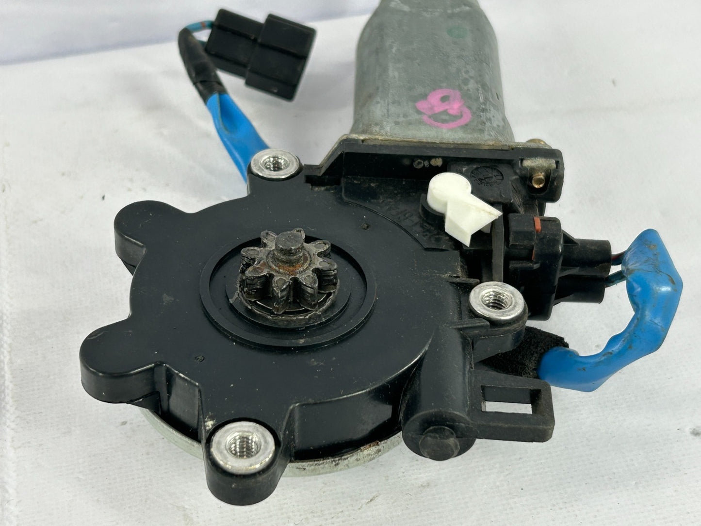 2004-2007 Subaru Impreza or WRX Front Right Window Motor OEM 61188FE002