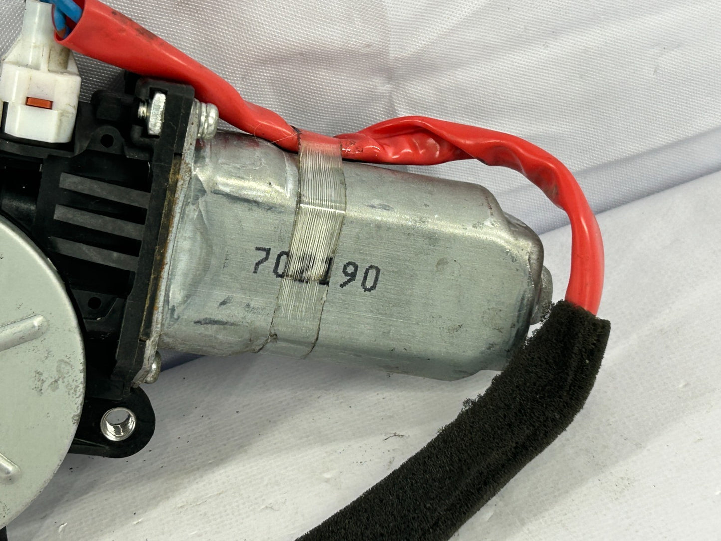 2002-2007 Subaru Impreza Front Right Door Power Window Motor OEM 61188FE002