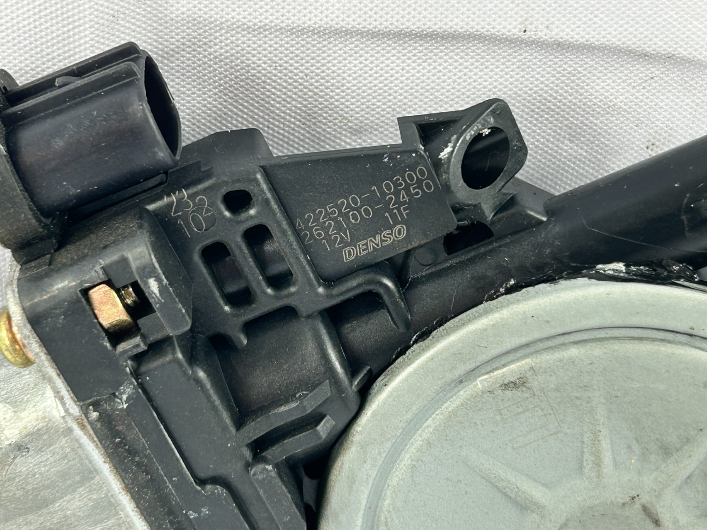 2004-2010 Toyota Sienna Rear Left Door Power Window Motor OEM 85720-08020
