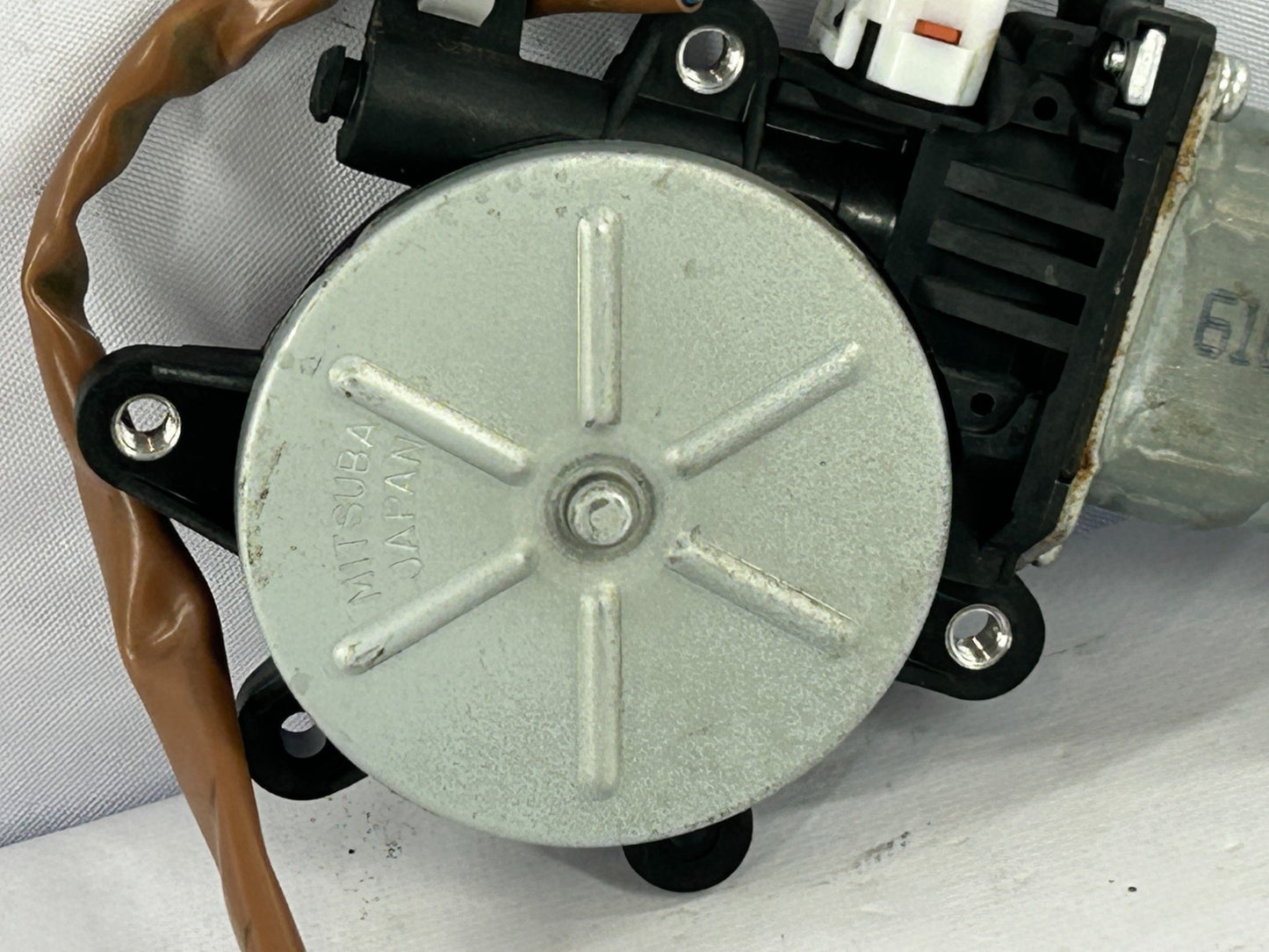 2002-2007 Subaru Impreza Rear Right Window Regulator Motor OEM ⁠ 62188FE001