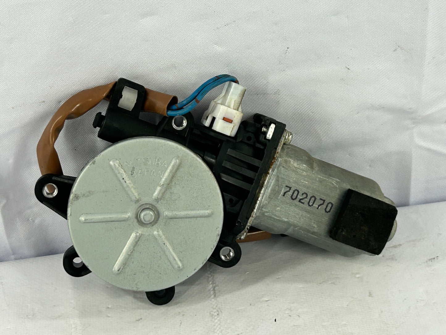 2002-2007 Subaru Impreza Rear Right Window Regulator Motor OEM ⁠ 62188FE001