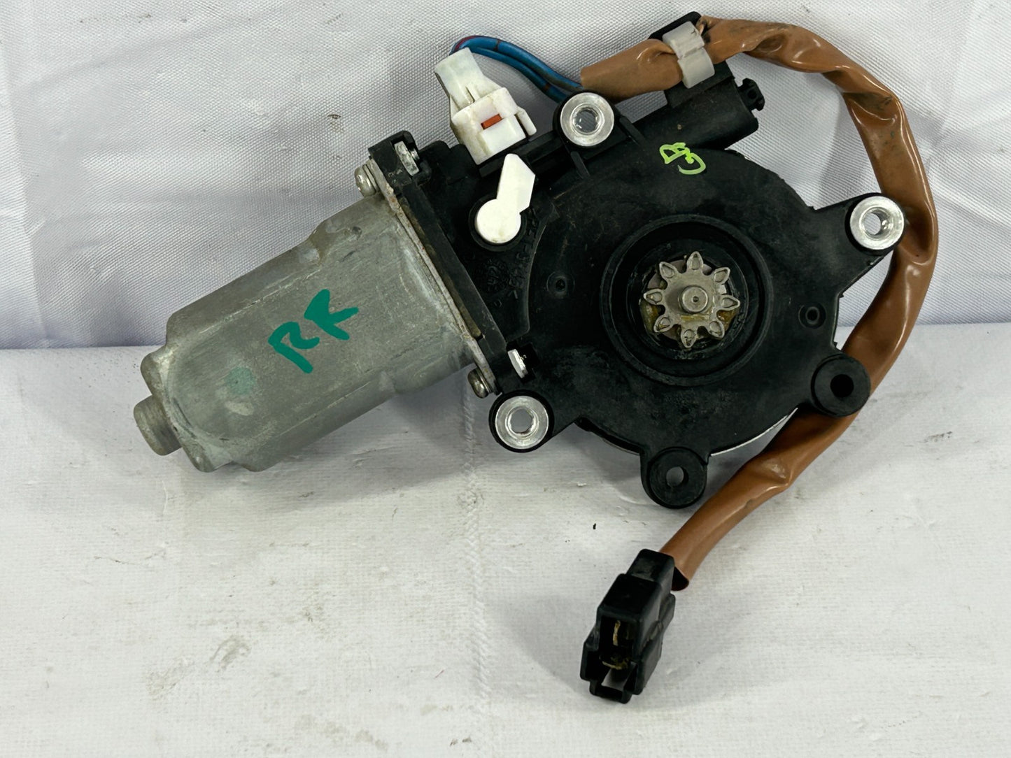 2002-2007 Subaru Impreza Rear Right Window Regulator Motor OEM ⁠ 62188FE001