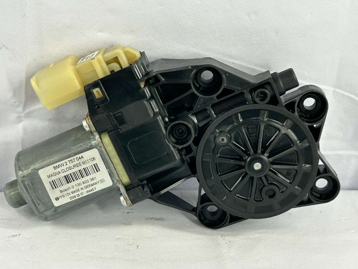 08-14 Mini Cooper Clubman Front Right Window Regulator Motor OEM ⁠67622757044