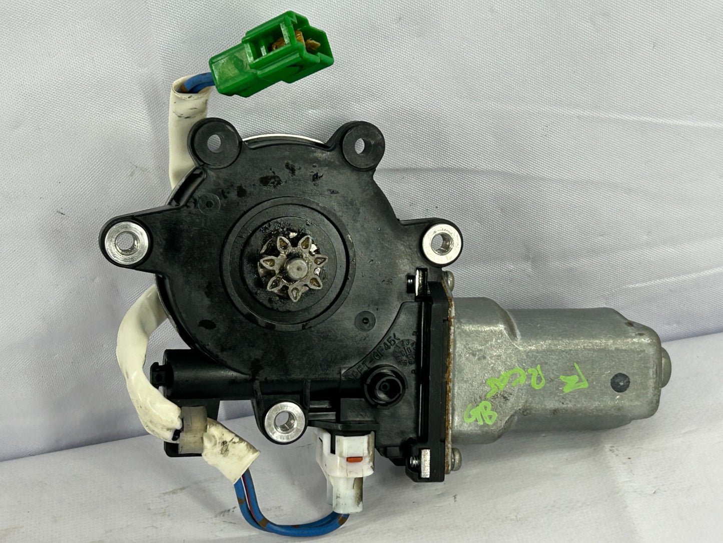 2005-2009 Subaru Outback Rear Right Door Window Regulator Motor OEM 62188AG00A