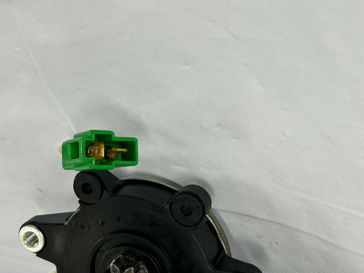 2005-2009 Subaru Outback Rear Right Door Window Regulator Motor OEM 62188AG00A