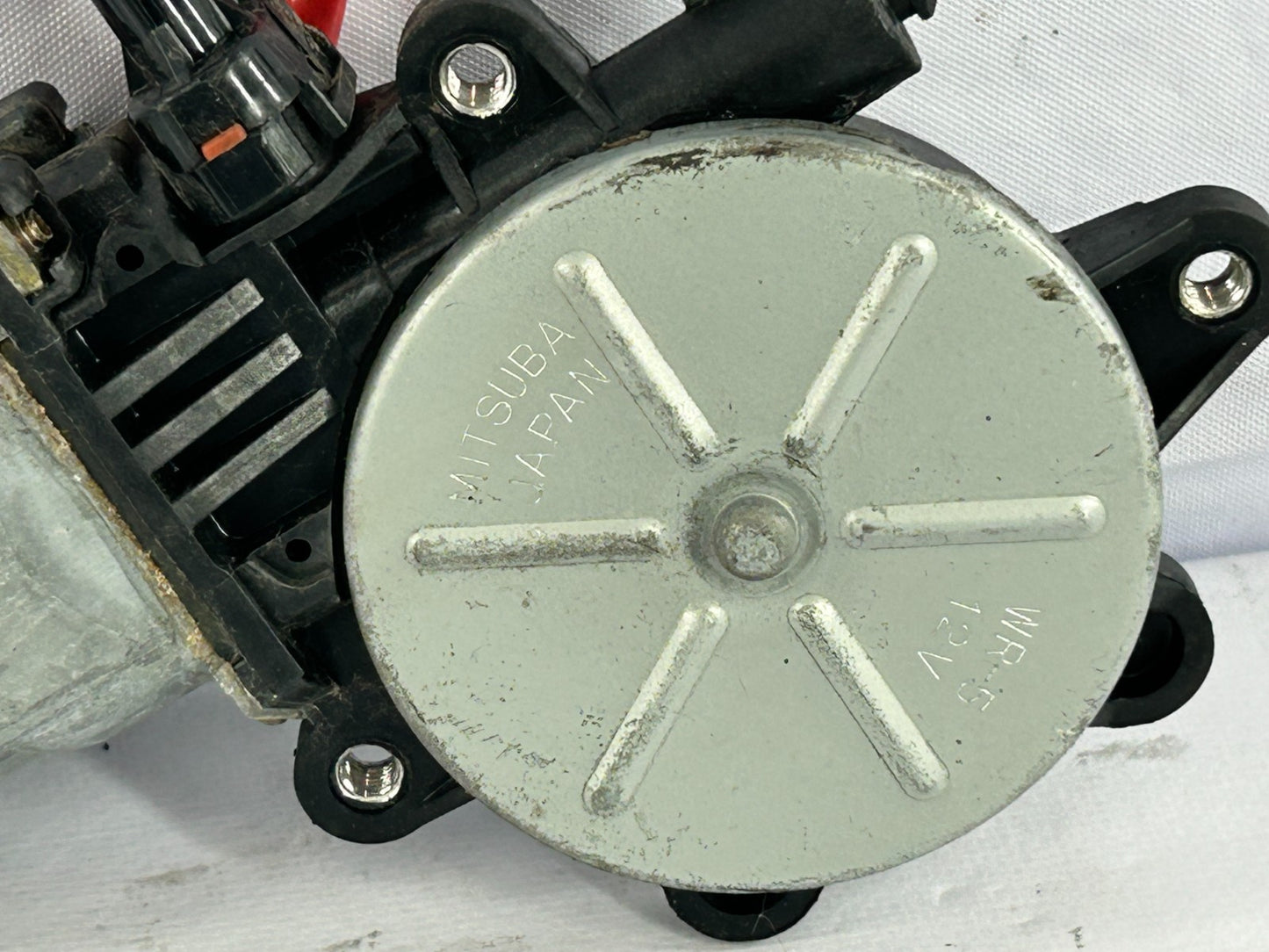 02-04 Subaru Impreza Outback Front Left Door Power Window Motor OEM 61188FE010