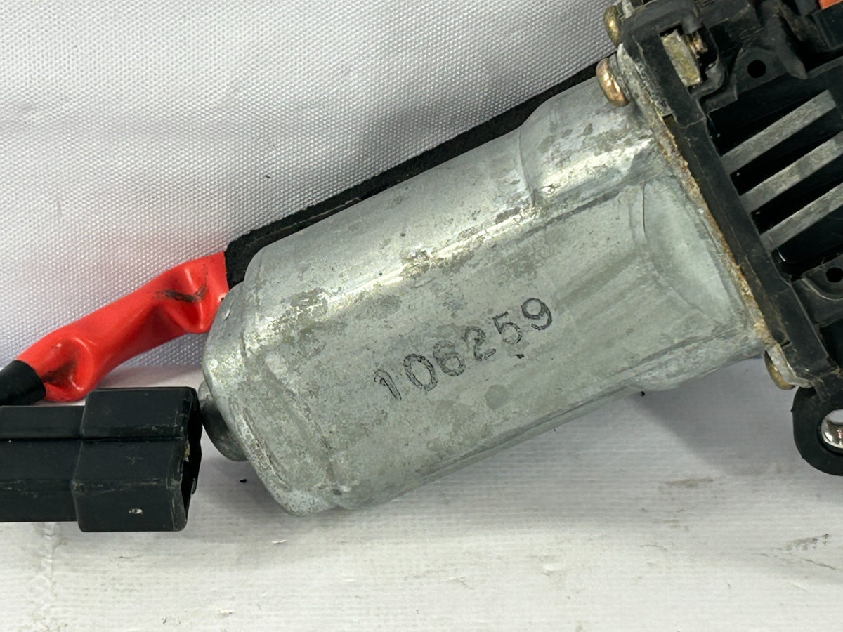 02-04 Subaru Impreza Outback Front Left Door Power Window Motor OEM 61188FE010