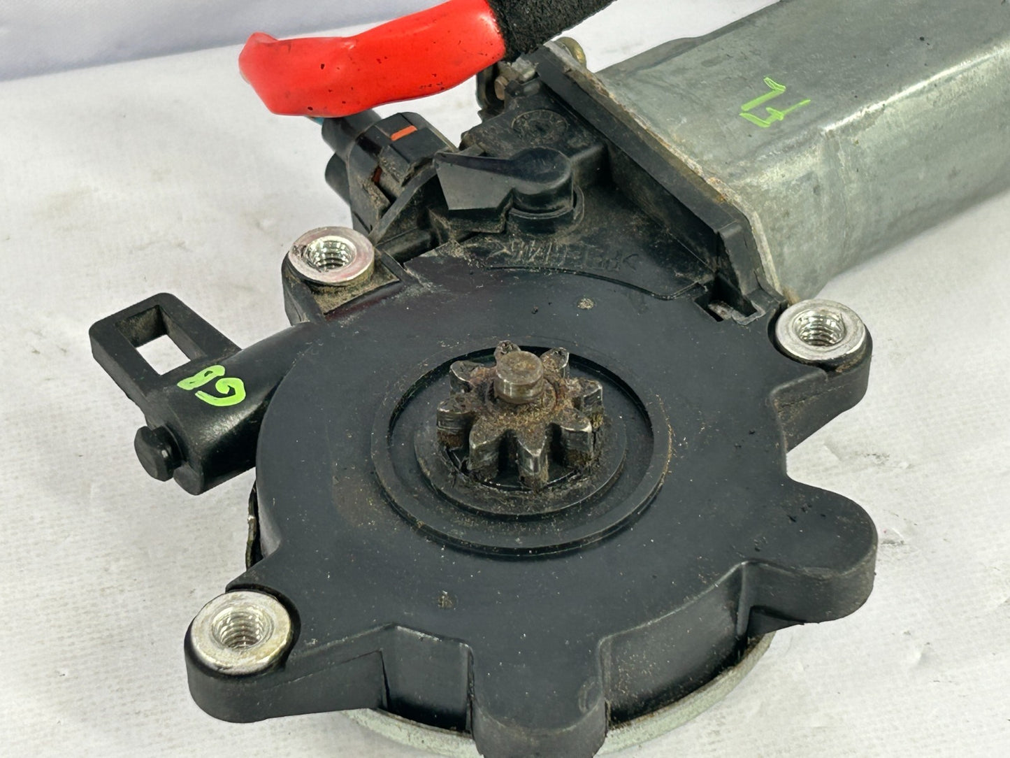 02-04 Subaru Impreza Outback Front Left Door Power Window Motor OEM 61188FE010